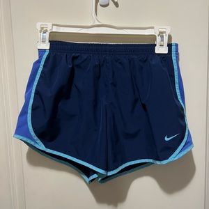 Nike youth girls size L SHORTS